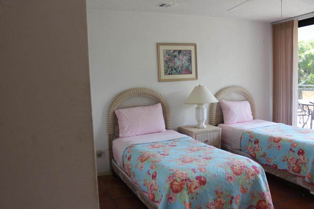 Beautifully Renovated Summer Of 2020 Come And Enjoy This Lovely Unit Key West Zewnętrze zdjęcie