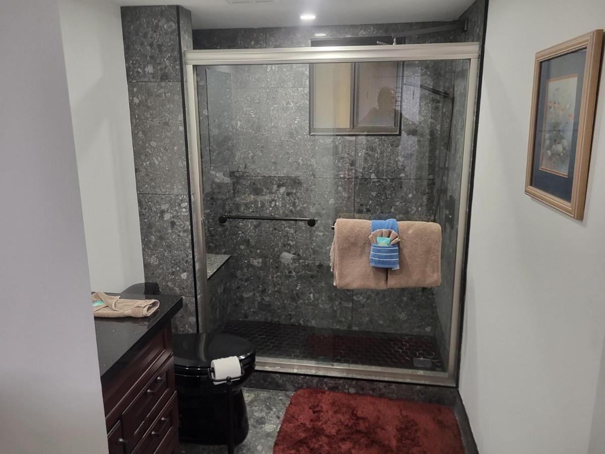 Beautifully Renovated Summer Of 2020 Come And Enjoy This Lovely Unit Key West Zewnętrze zdjęcie