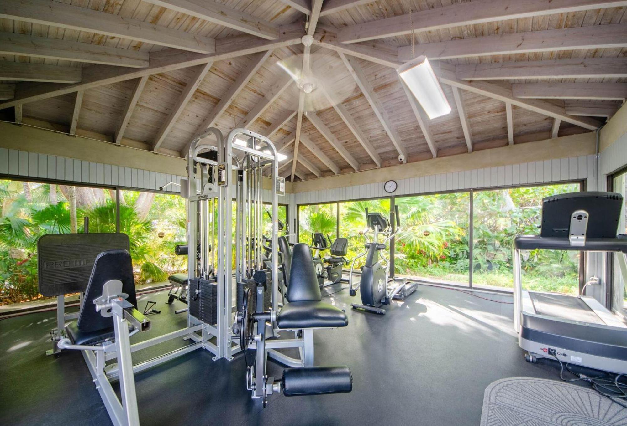 Beautifully Renovated Summer Of 2020 Come And Enjoy This Lovely Unit Key West Zewnętrze zdjęcie